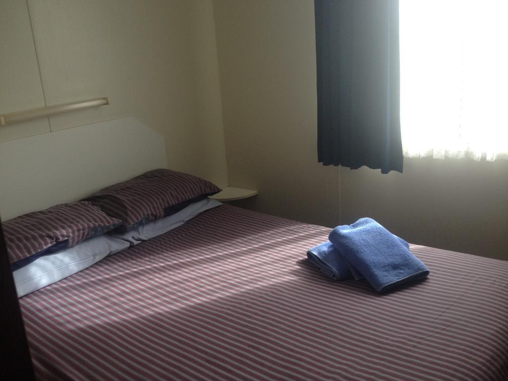 Hillcrest Tourist Park Hotel St Helens Cameră foto